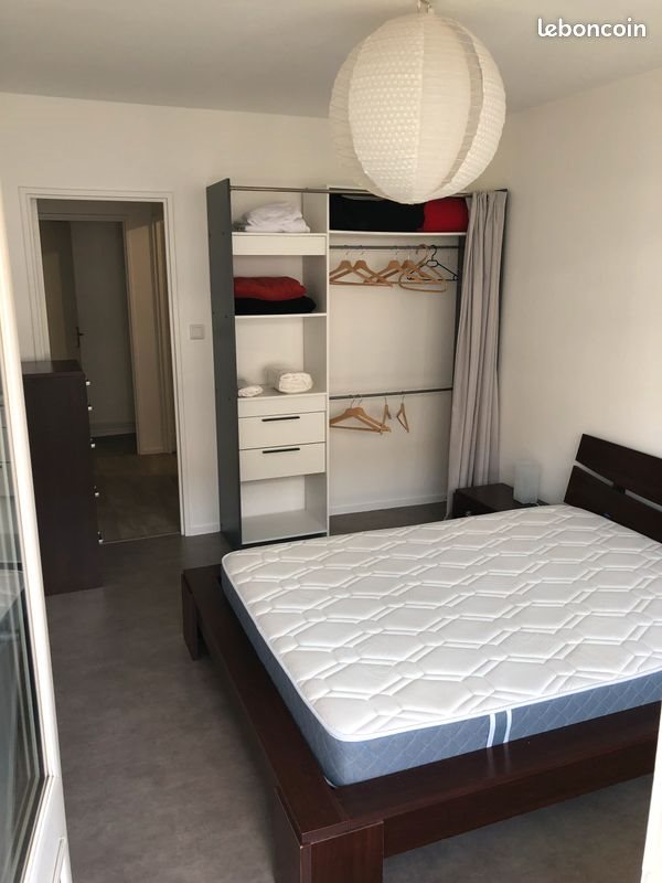 Appartement à louer, 57m², Talence