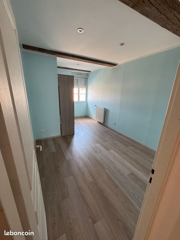 Appartement à louer, 71m², Pont-de-Vaux