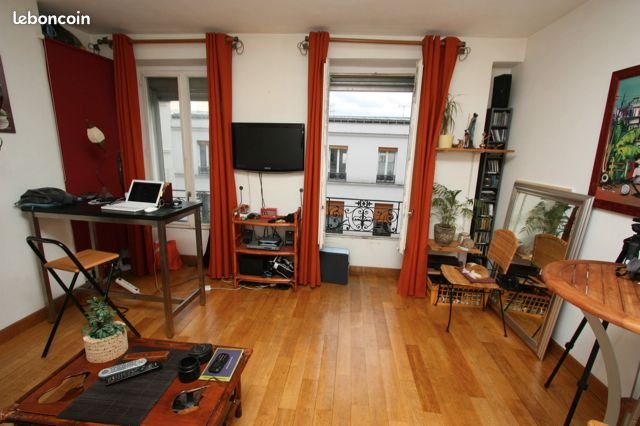 Appartement à louer, 27m², Paris 18ème