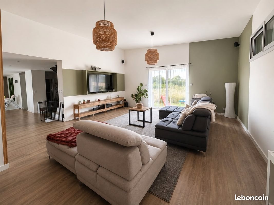 Maison à vendre, 205m², Lécousse