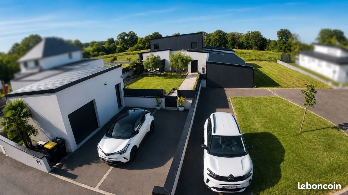 Maison à vendre, 205m², Lécousse
