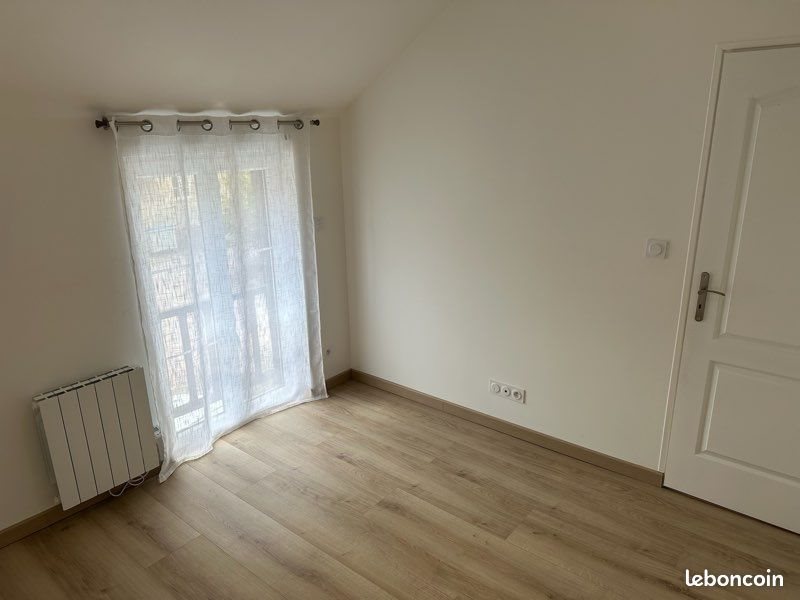 Appartement à louer, 52m², Autun