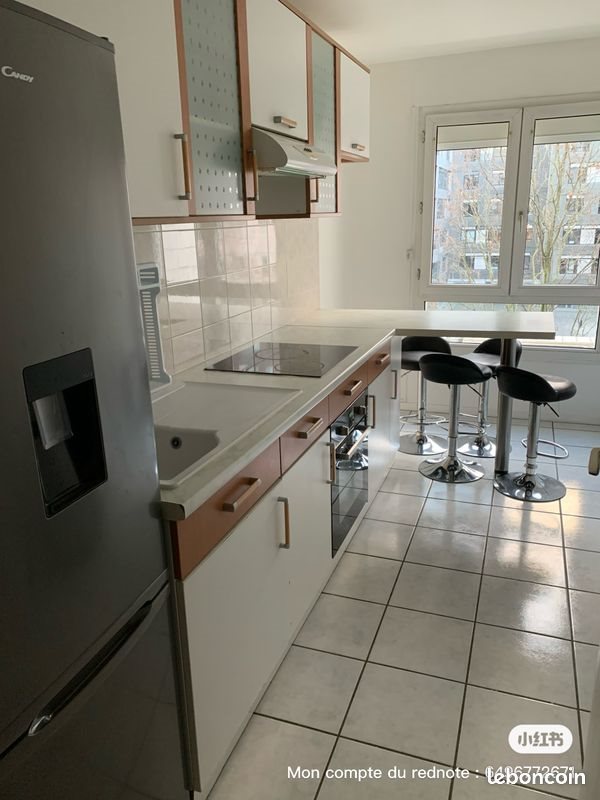 Appartement à louer, 68m², Courbevoie