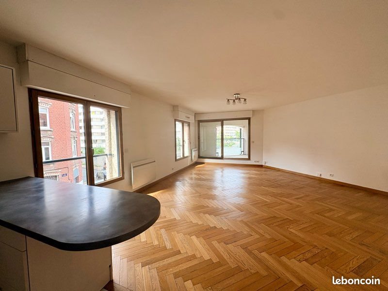 Maison à louer, 66m², Lille