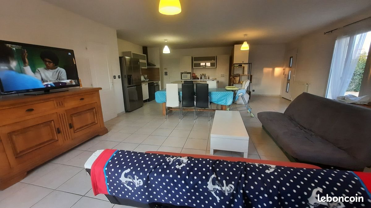 Maison à louer, 100m², Gallargues-le-Montueux
