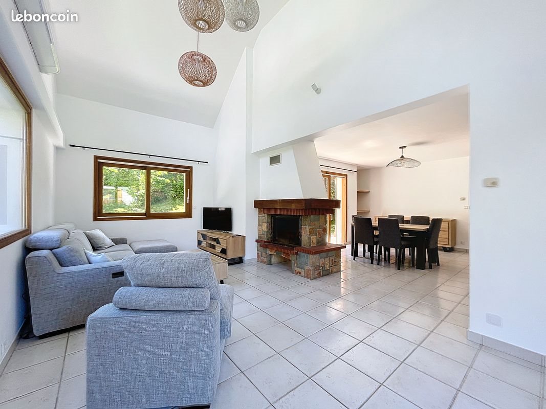 Maison à louer, 149m², Chambéry