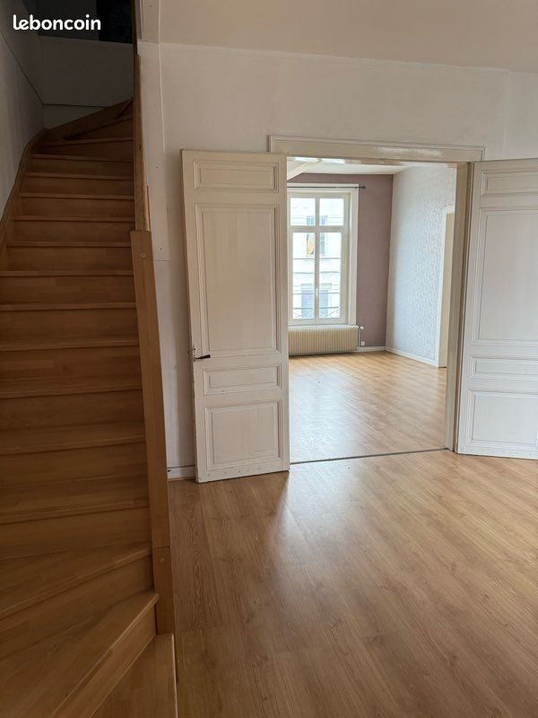 Appartement à louer, 150m², Péronne