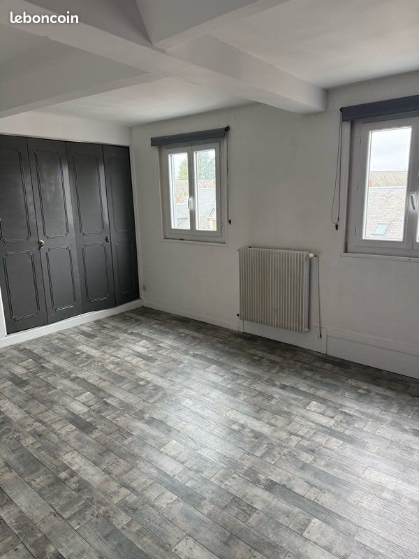 Appartement à louer, 150m², Péronne