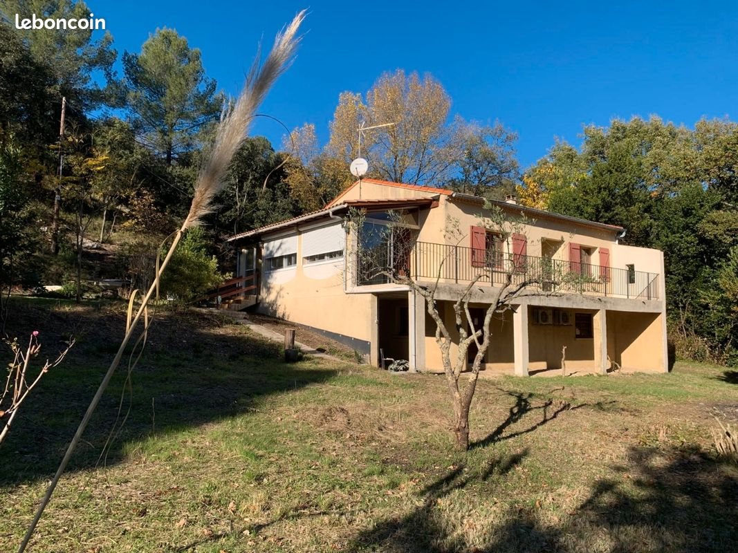 Maison à vendre, 82m², Saint-Privat-des-Vieux