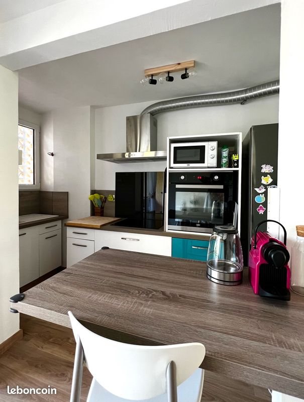 Appartement à louer, 70m², Saint-Cyr-sur-Mer