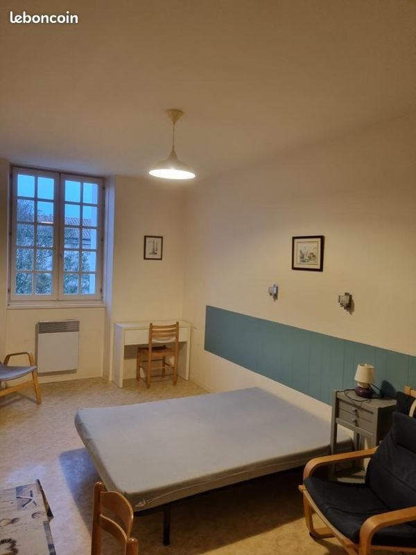 Appartement à louer, 25m², Rochefort