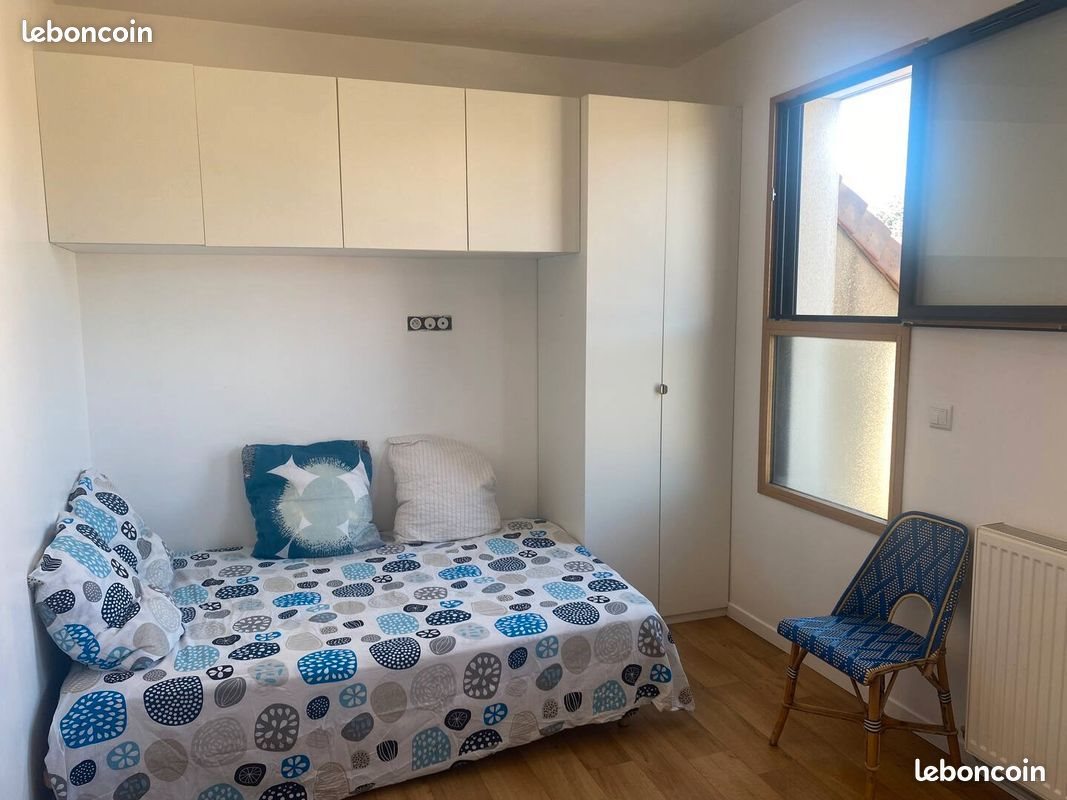 Appartement à louer, 25m², Saint-Cyr-l'Ecole