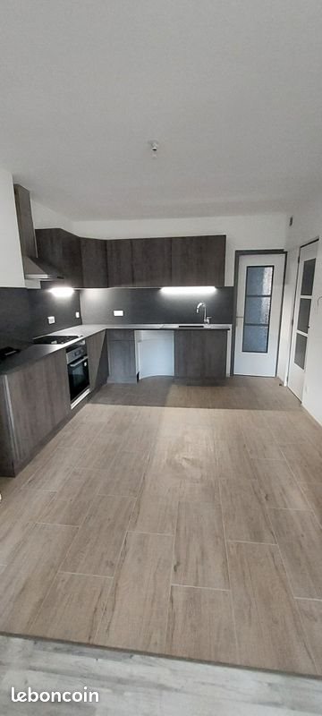 Appartement à louer, 66m², Ornans