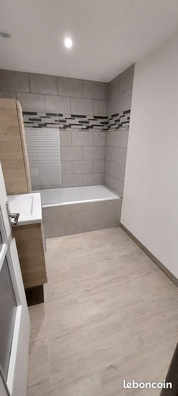 Appartement à louer, 66m², Ornans