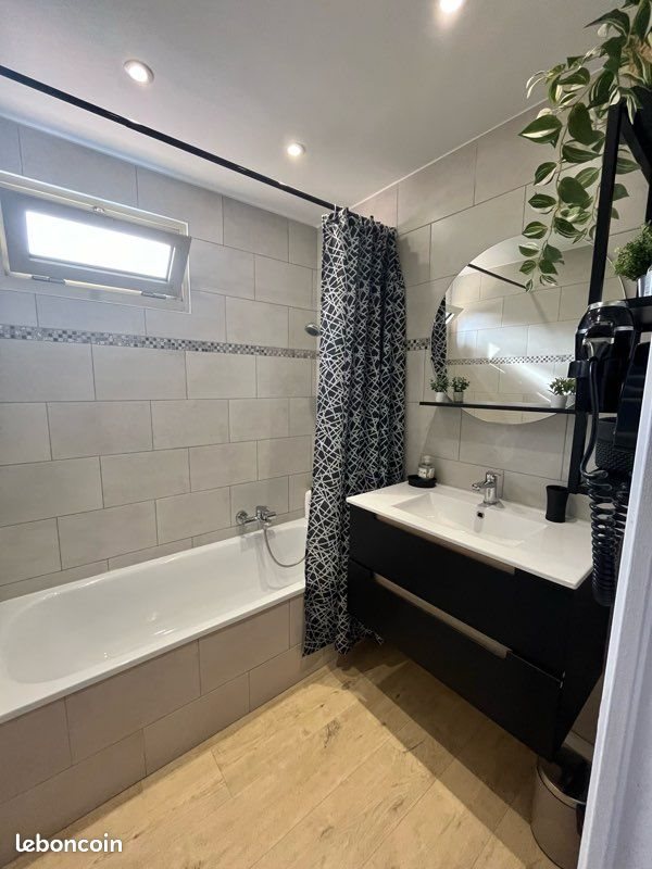 Appartement à louer, 41m², Vallauris