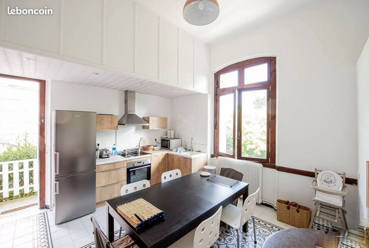 Appartement à louer, 77m², Arcachon