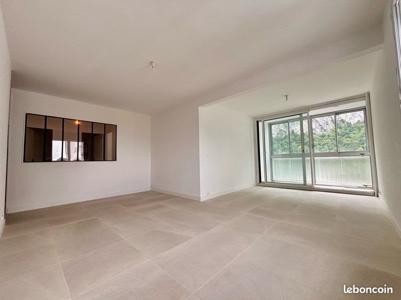 Appartement à vendre, 71m², Sassenage