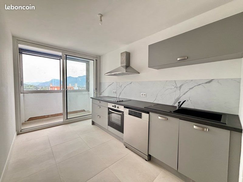 Appartement à vendre, 71m², Sassenage