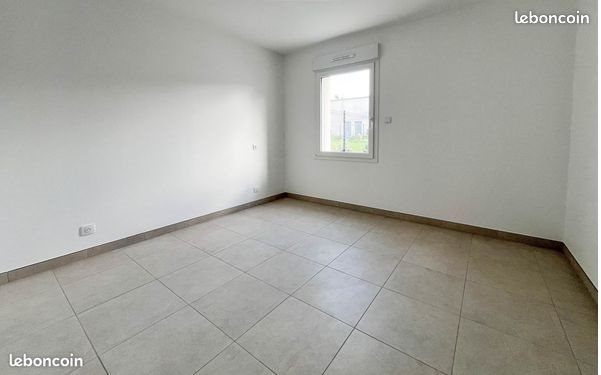 Maison à louer, 130m², Rouans