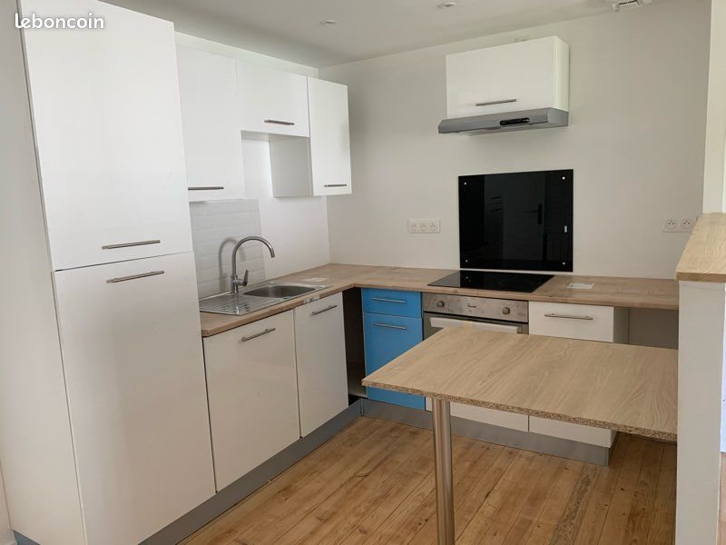 Appartement à louer, 31m², Pont-de-Buis-lès-Quimerch