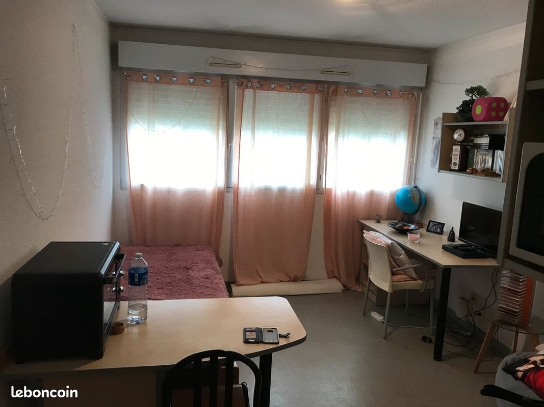 Appartement à louer, 19m², Pau