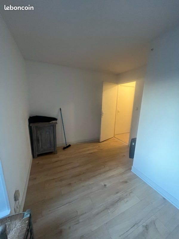 Appartement à louer, 14m², Saint-Thuriau