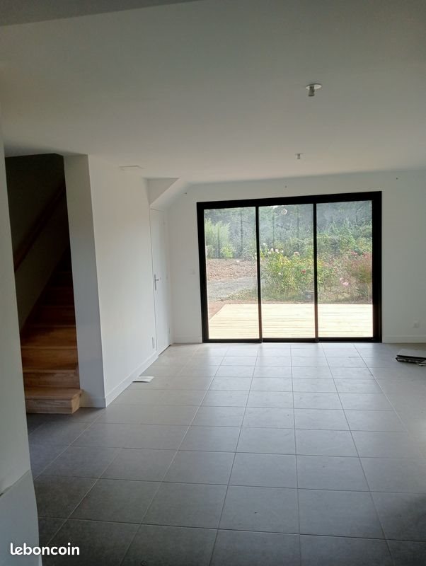 Maison à louer, 100m², Penvénan
