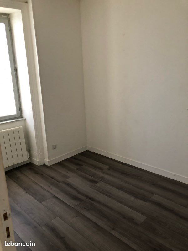 Appartement à vendre, 100m², Thiers