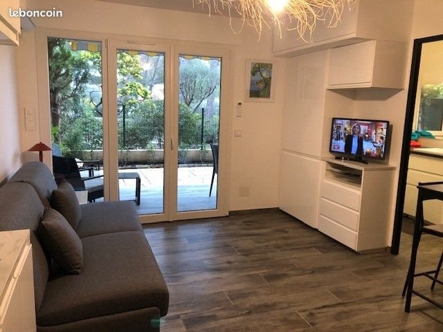 Appartement à louer, 210m², Sanary-sur-Mer
