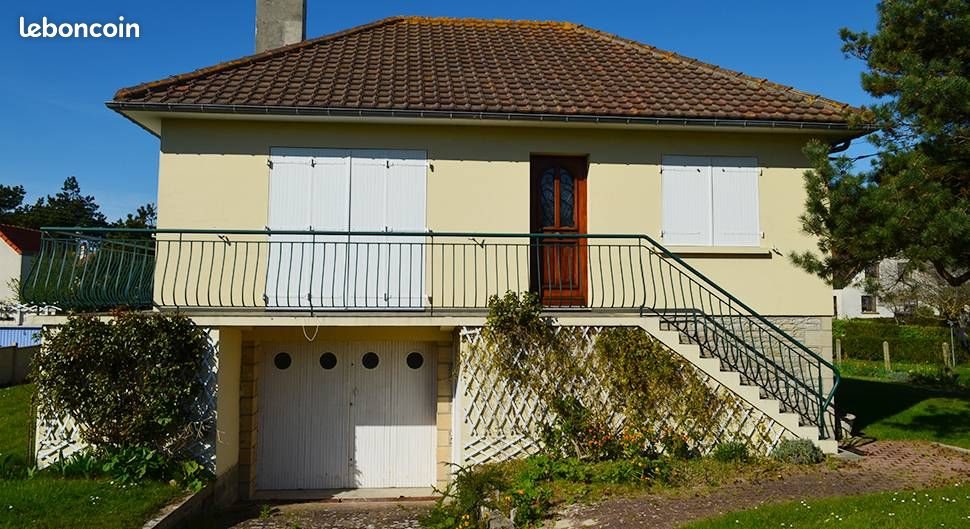 Maison à louer, 130m², Lieuron