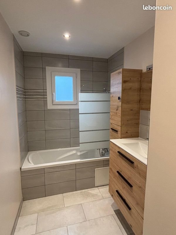 Appartement à vendre, 52m², Marignier