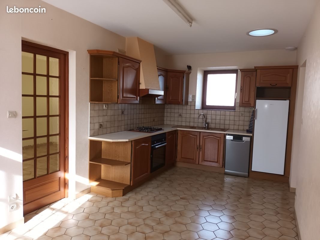 Maison à louer, 75m², Aigné