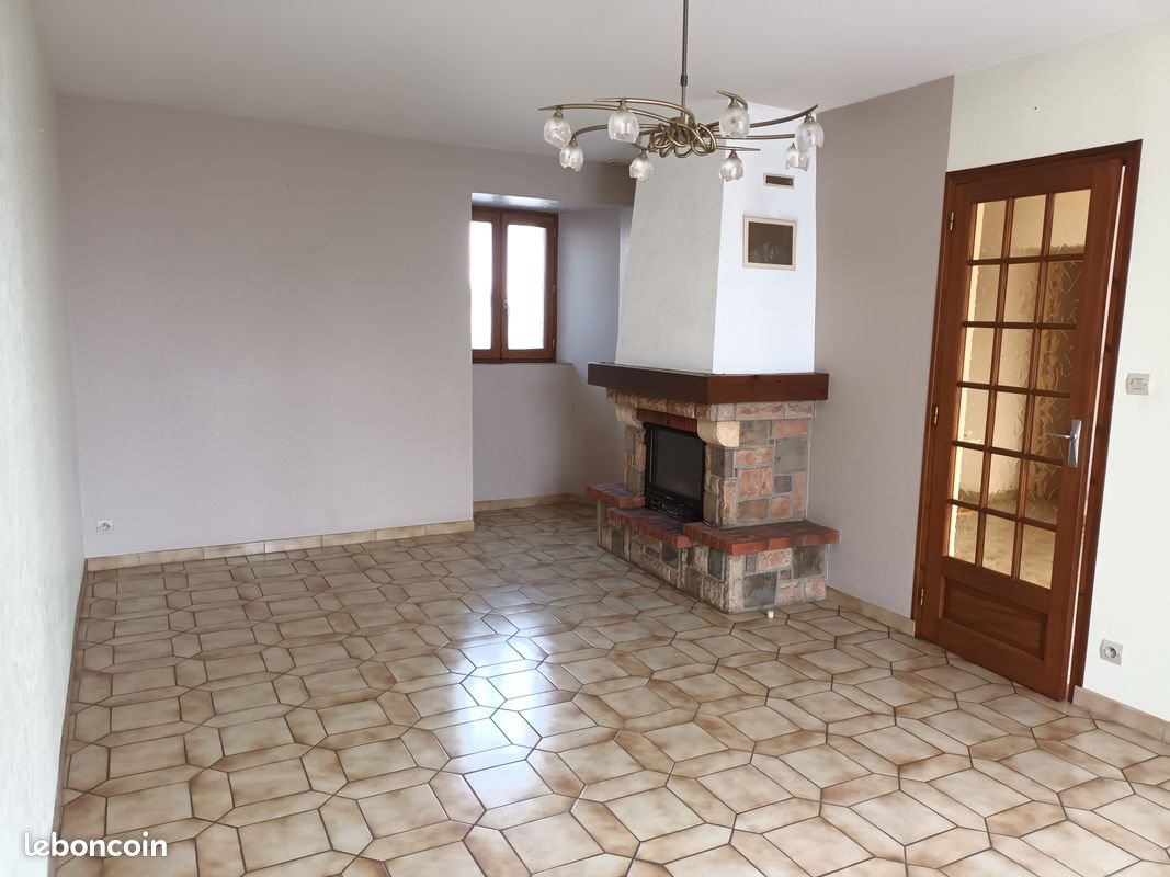 Maison à louer, 75m², Aigné