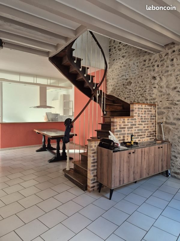 Maison à louer, 120m², Autun