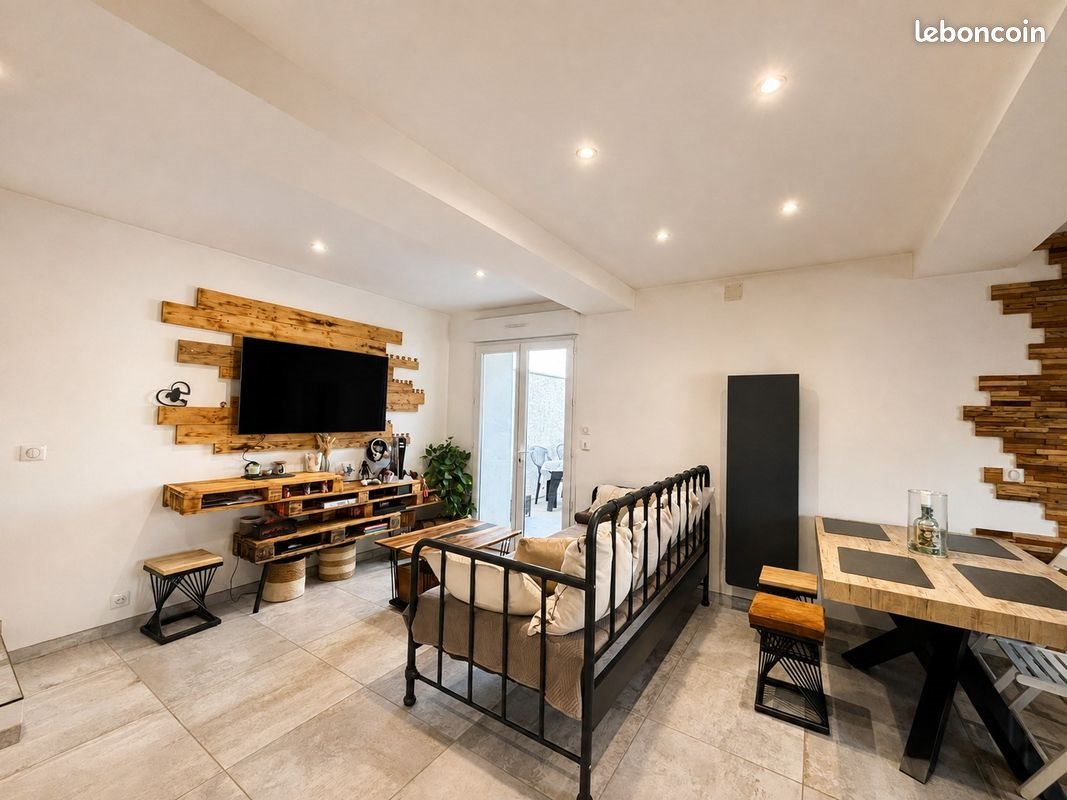 Maison à vendre, 110m², Saint-Vulbas