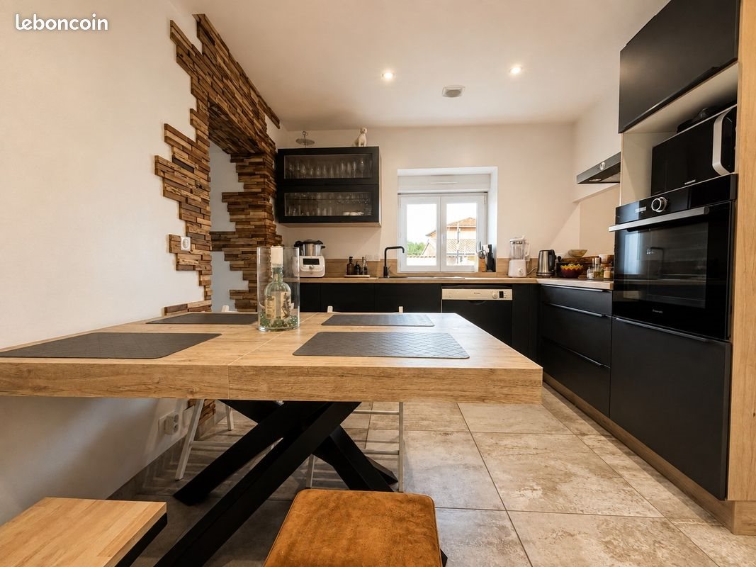 Maison à vendre, 110m², Saint-Vulbas