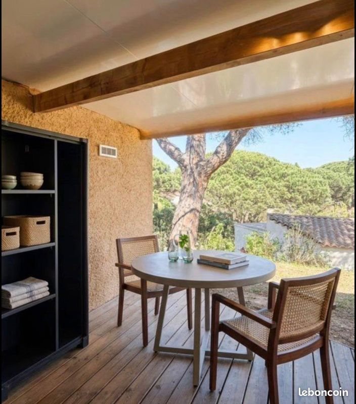 Maison à louer, 25m², Fréjus