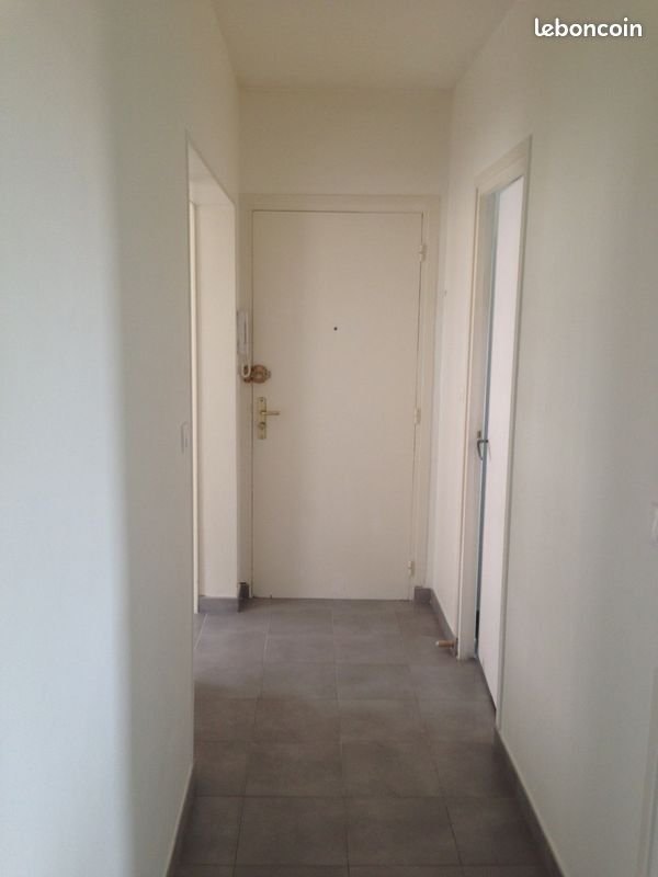 Appartement à louer, 60m², Falaise