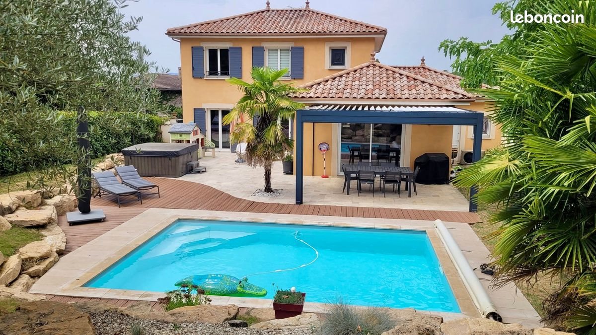 Maison à vendre, 147m², Saint-Didier-de-Formans