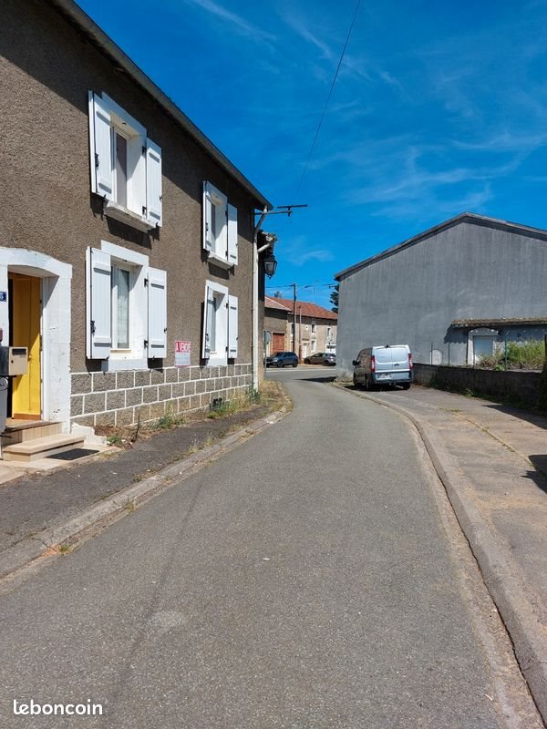Maison à vendre, 77m², Ville-au-Montois
