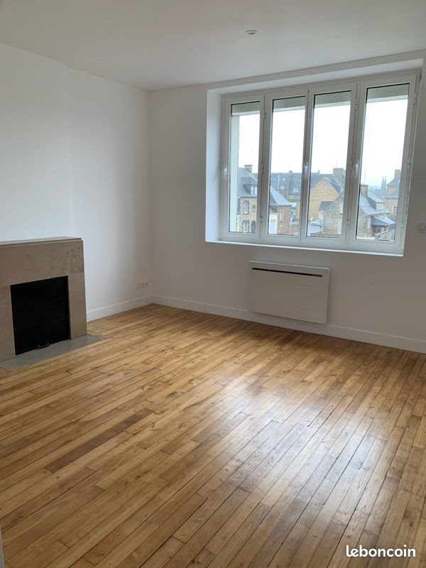 Appartement à louer, 42m², Saint-Hilaire-du-Harcouët