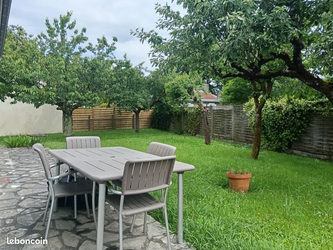 Maison à vendre, 74m², Lescar