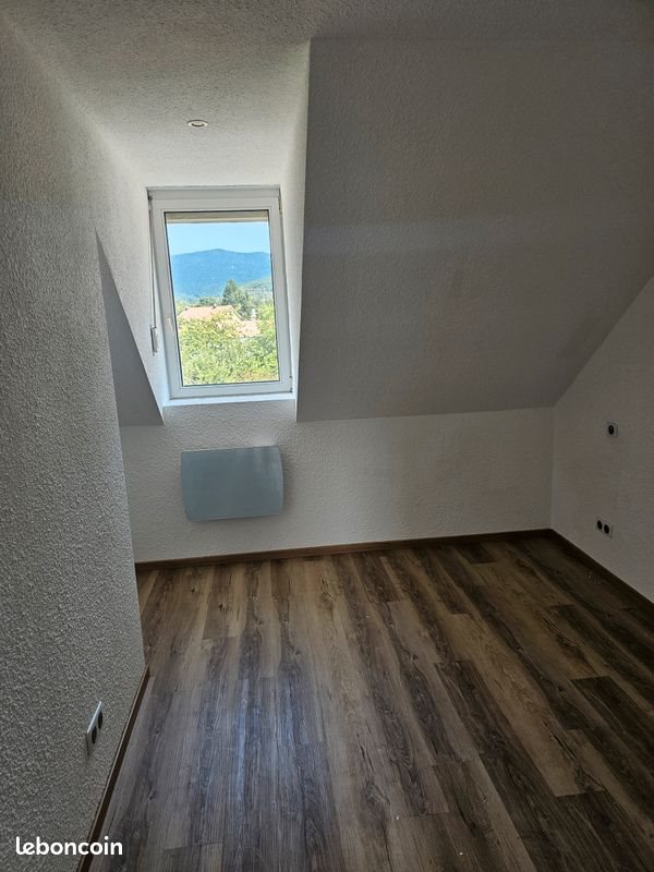 Appartement à louer, 43m², Rougegoutte