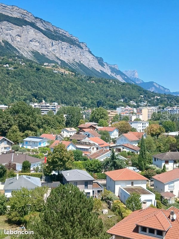 Appartement à louer, 70m², Meylan