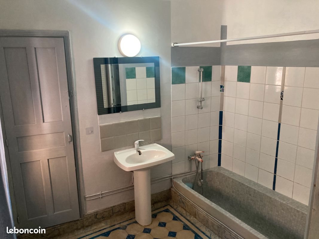 Appartement à louer, 108m², Lodève