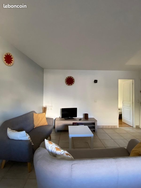 Appartement à louer, 45m², Caveirac
