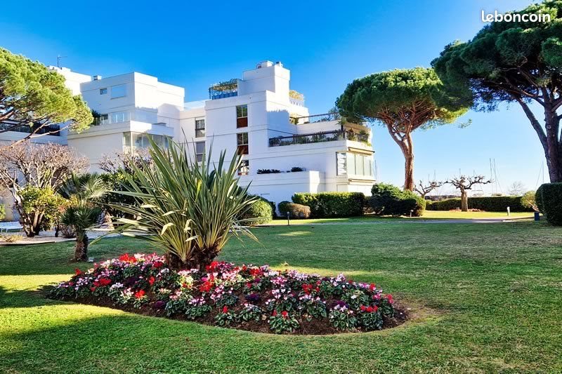 Appartement à louer, 46m², Mandelieu-la-Napoule
