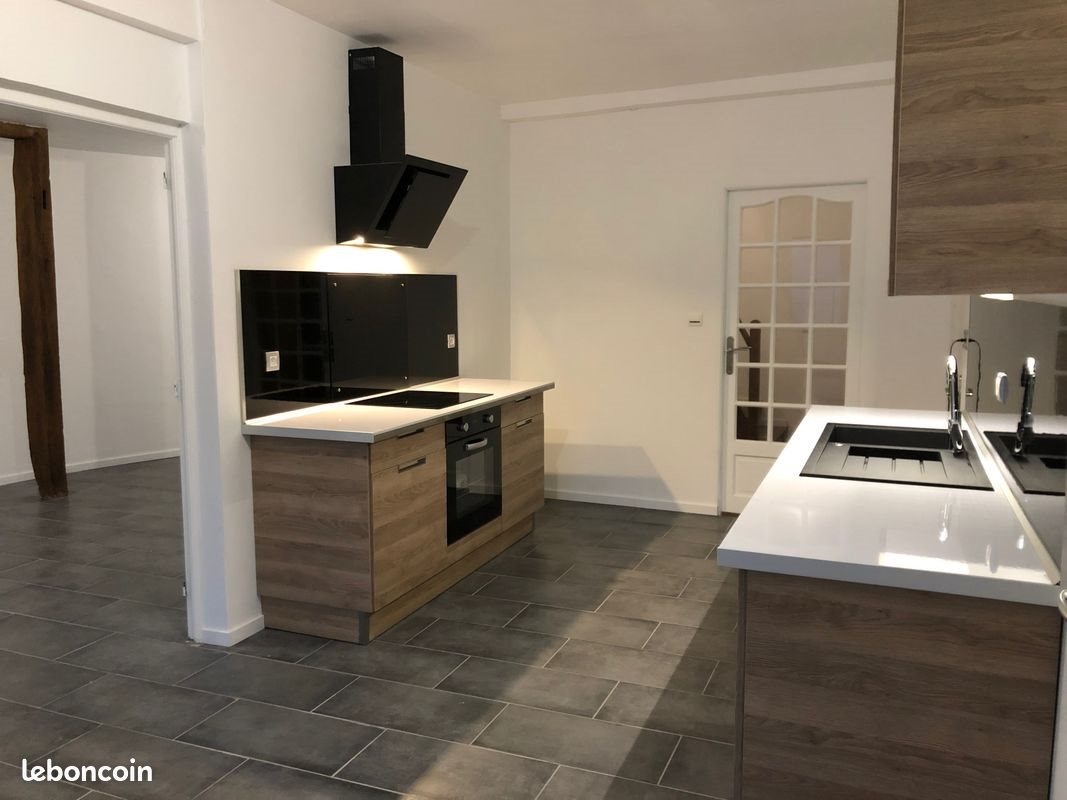 Appartement à louer, 91m², Bouilly