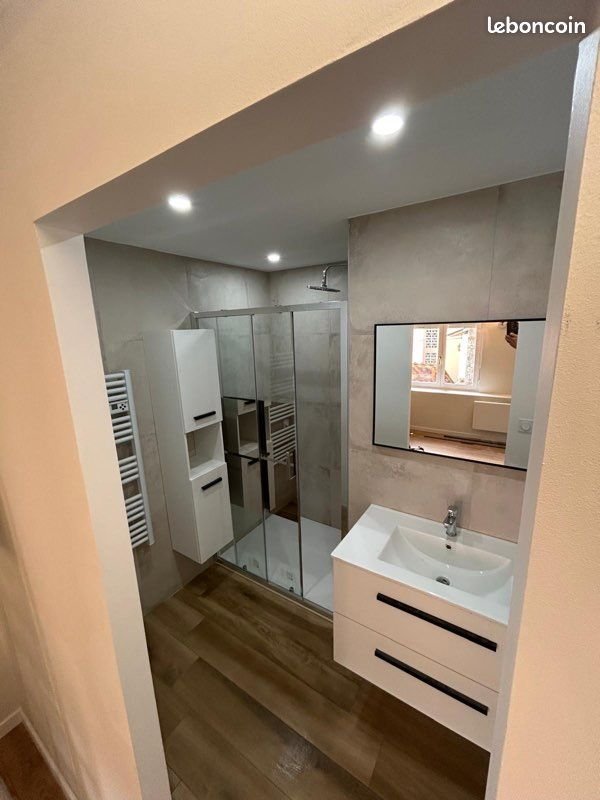 Appartement à louer, 40m², La Côte-Saint-André