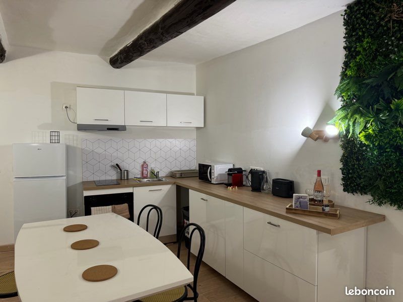 Appartement à louer, 60m², Pernes-les-Fontaines